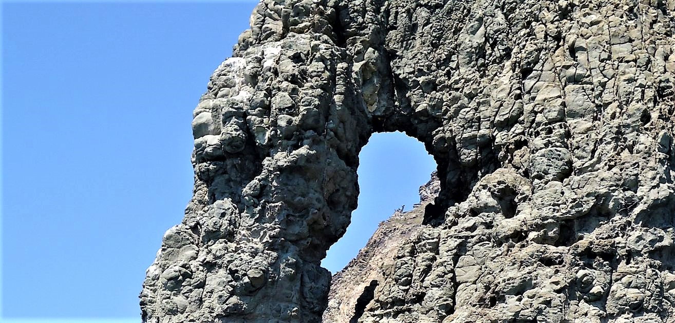 particolari della costa di Pantelleria